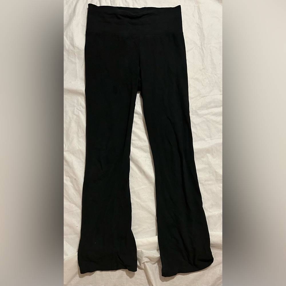 Brandy Melville Flared leggings